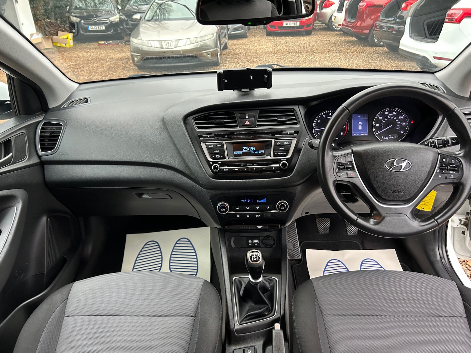 Used Hyundai i20 2017 for sale - 77328919: Photo 18