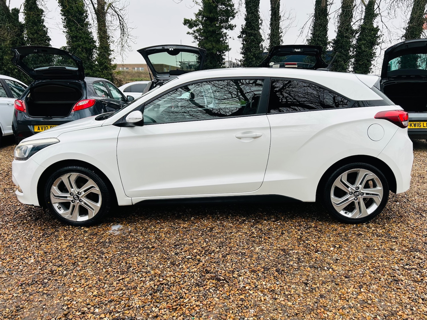 Used Hyundai i20 2017 for sale - 77328919: Photo 2