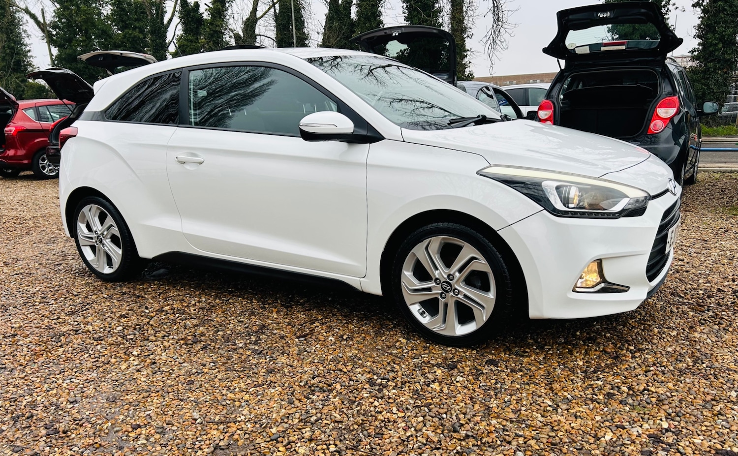 Used Hyundai i20 2017 for sale - 77328919: Photo 8