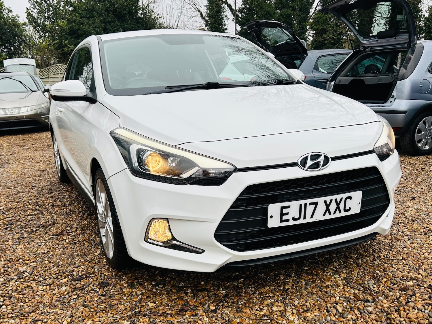 Used Hyundai i20 2017 for sale - 77328919: Photo 9