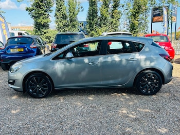 Used Vauxhall Astra 2013 for sale - 79616924: Photo