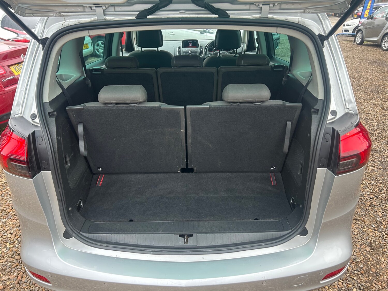 Used Vauxhall Zafira 2015 for sale - 78149941: Photo 13