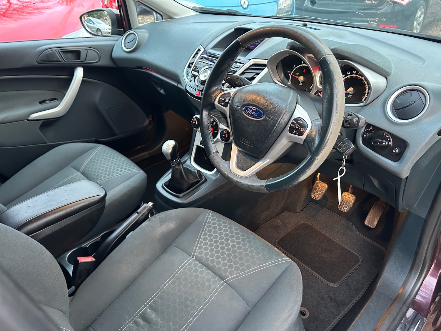 Used Ford Fiesta 2011 for sale - 77438220: Photo 17