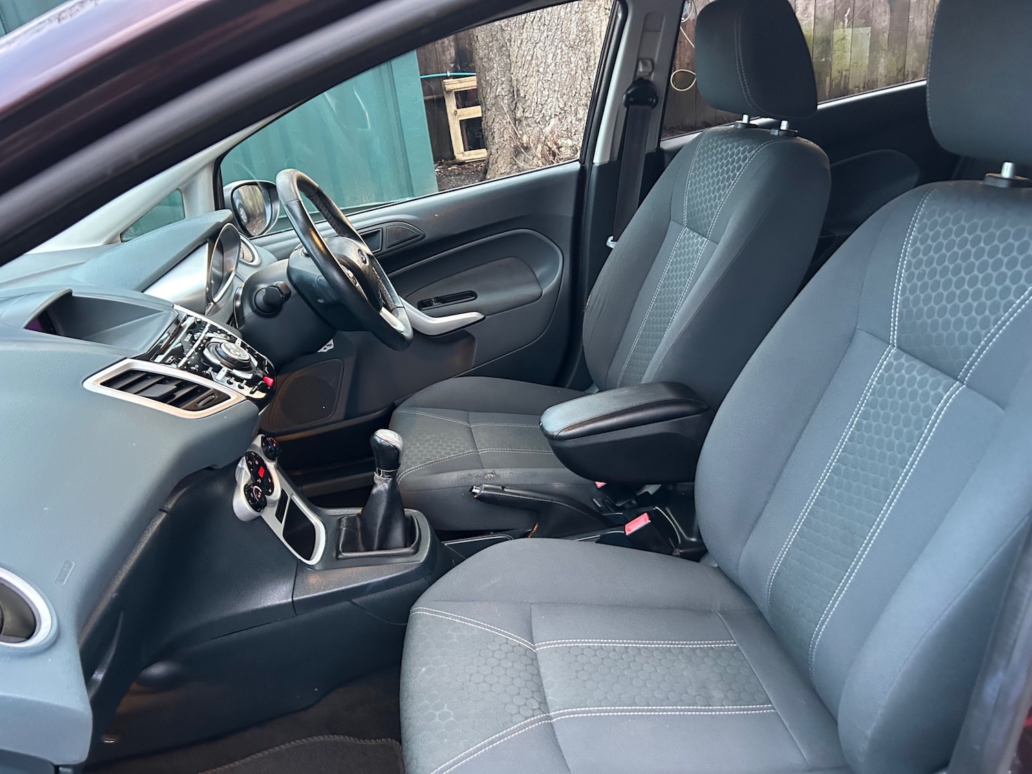 Used Ford Fiesta 2011 for sale - 77438220: Photo 22