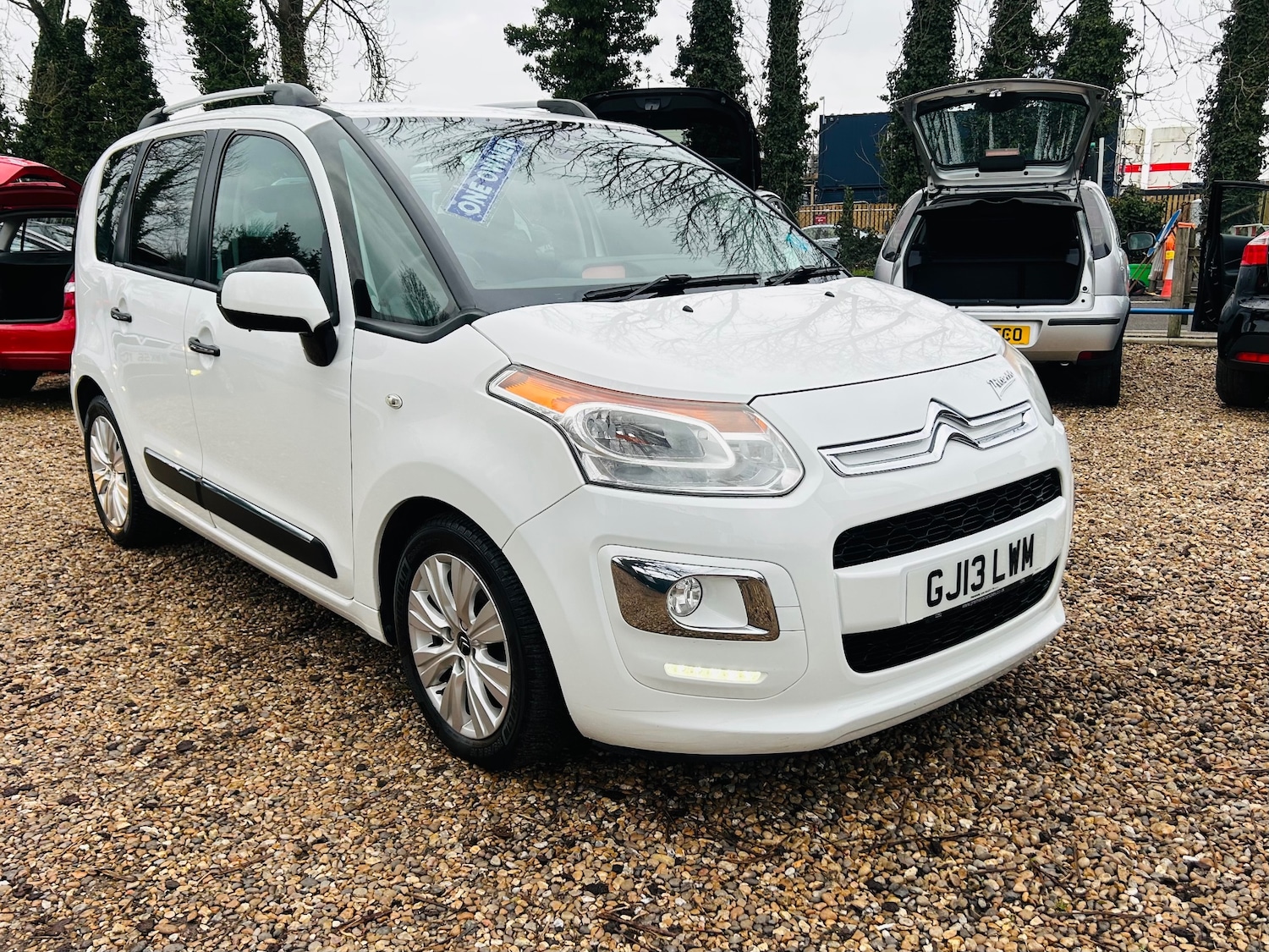 Used Citroen C3 Picasso 2013 for sale - 77409649: Photo 11