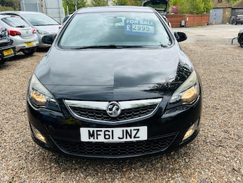 Used Vauxhall Astra 2011 for sale - 78282825: Photo