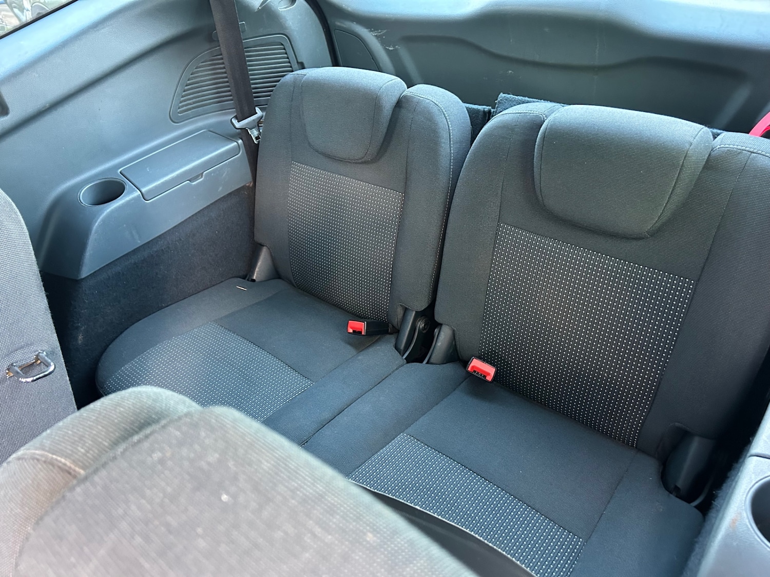 Used Ford Grand C-Max 2014 for sale - 77707354: Photo 18