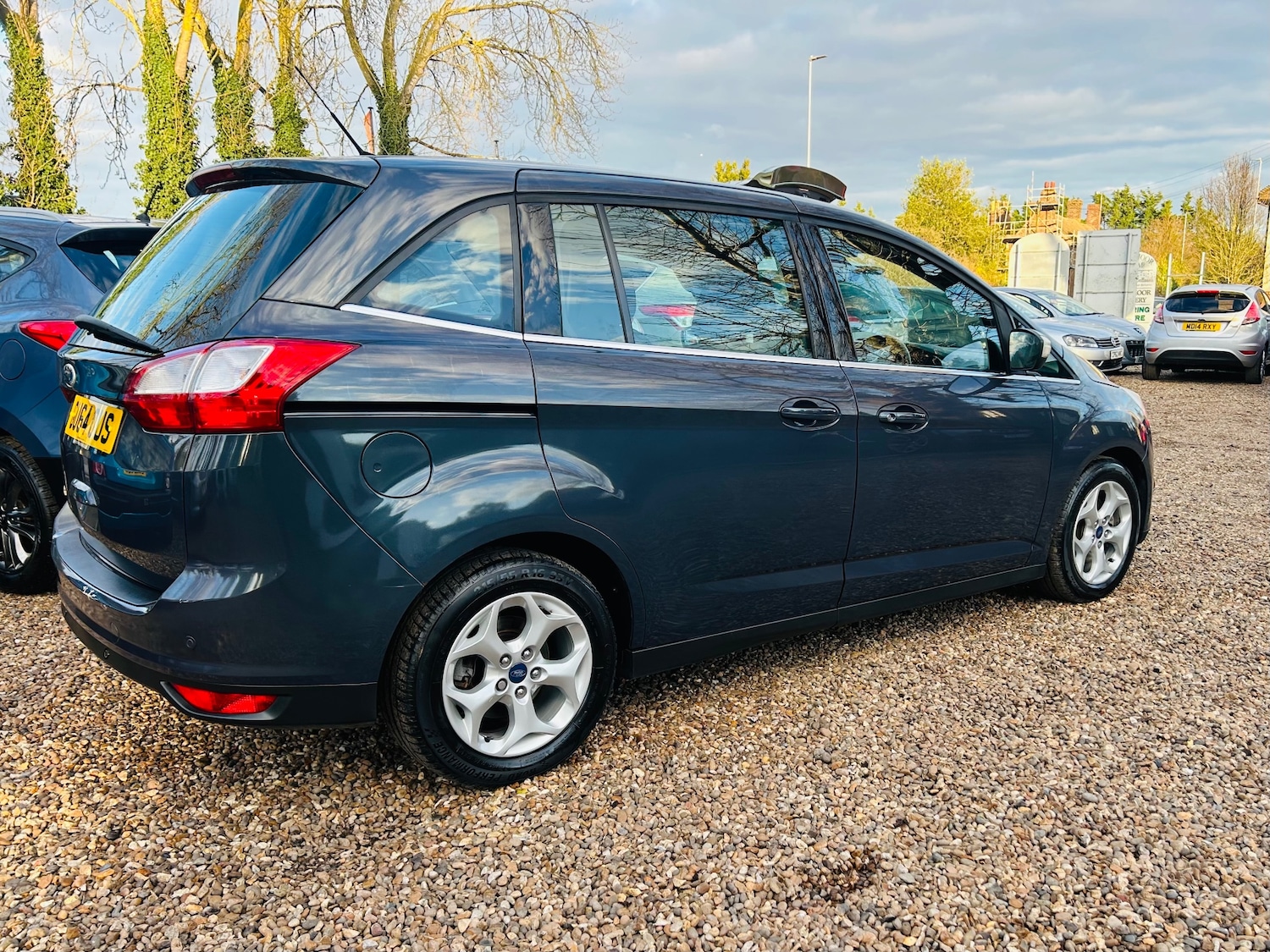 Used Ford Grand C-Max 2014 for sale - 77707354: Photo 5