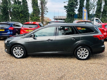 Used Ford Focus 2017 for sale - 79176525: Photo
