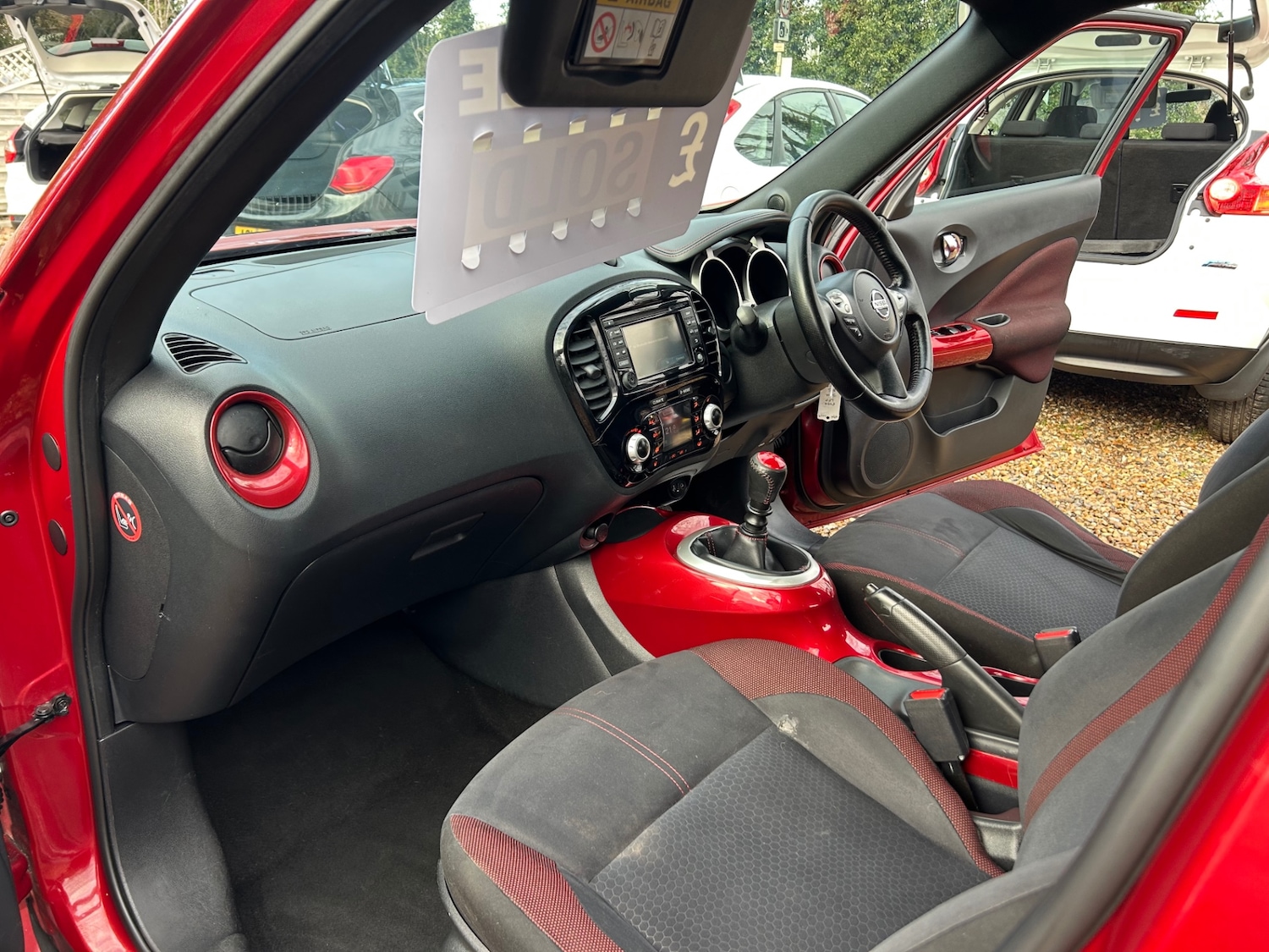 Used Nissan Juke 2014 for sale - 77241135: Photo 17