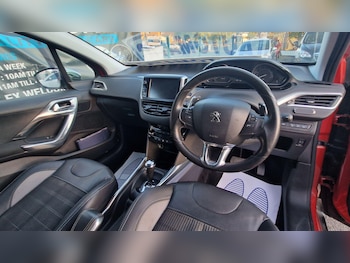 Used Peugeot 2008 2014 for sale - 75708304: Photo