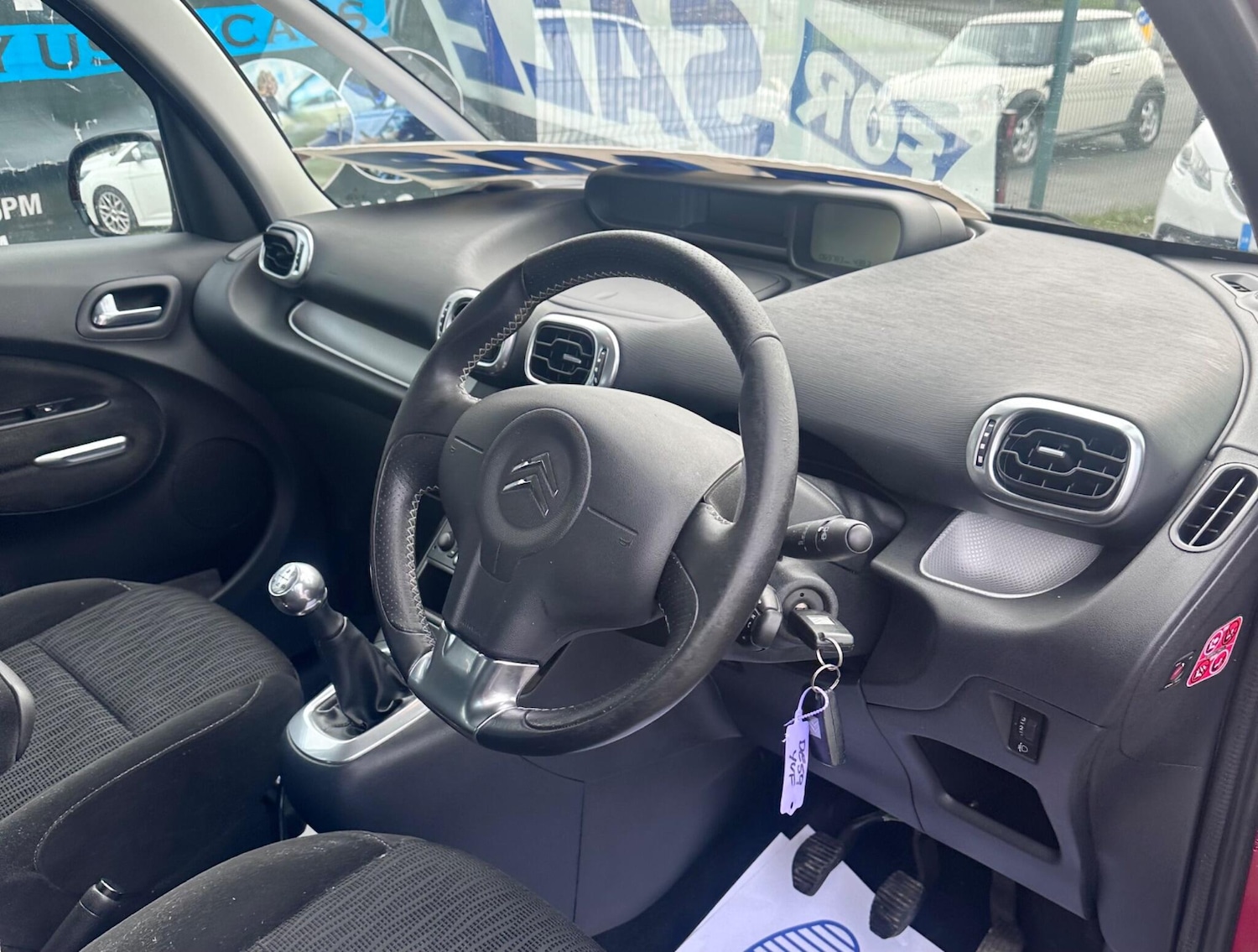 Used Citroen C3 Picasso 2009 for sale - 77633228: Photo 14