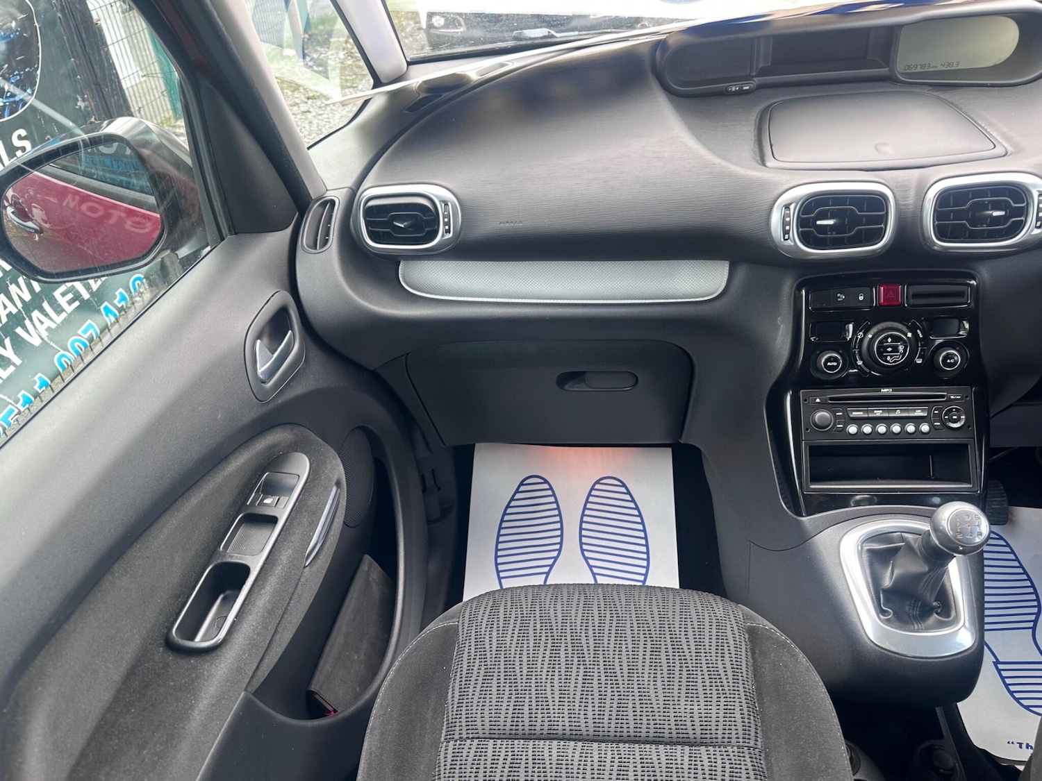 Used Citroen C3 Picasso 2009 for sale - 77633228: Photo 16