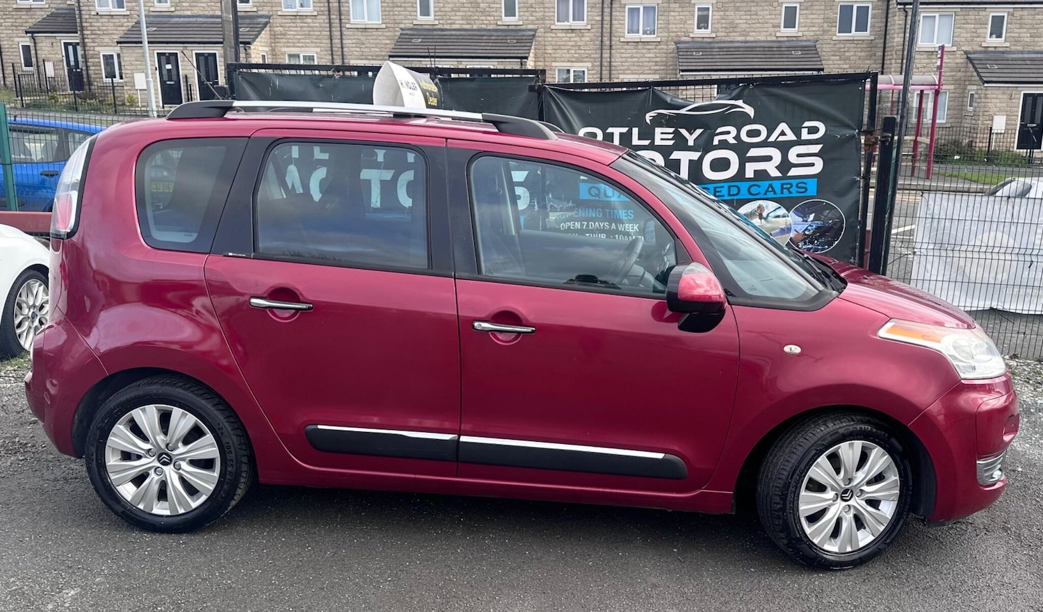 Used Citroen C3 Picasso 2009 for sale - 77633228: Photo 50