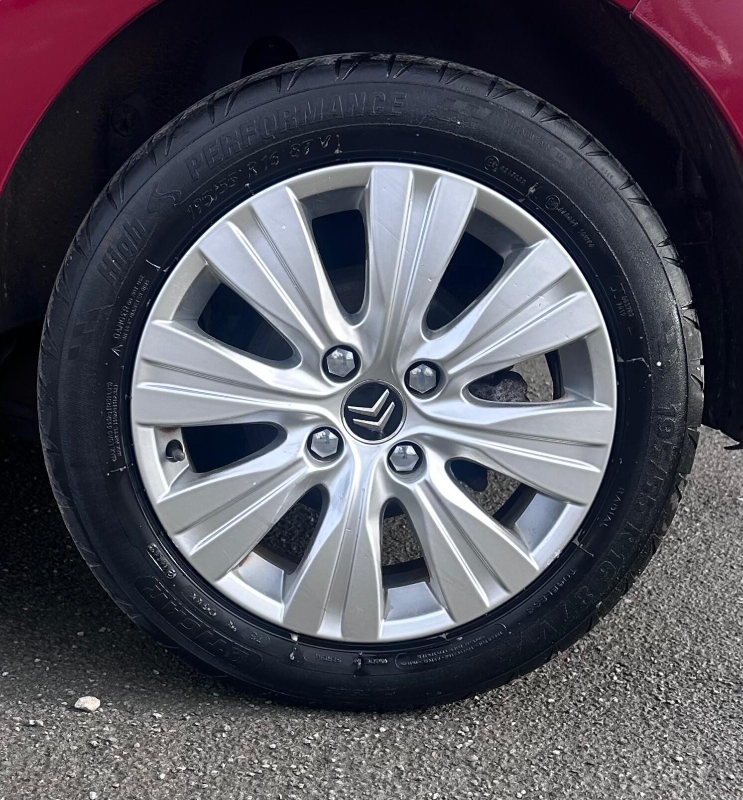 Used Citroen C3 Picasso 2009 for sale - 77633228: Photo 57