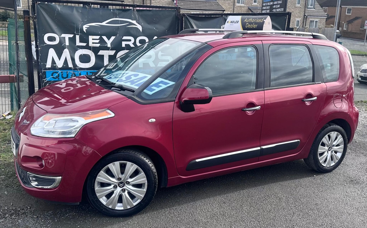 Used Citroen C3 Picasso 2009 for sale - 77633228: Photo 63