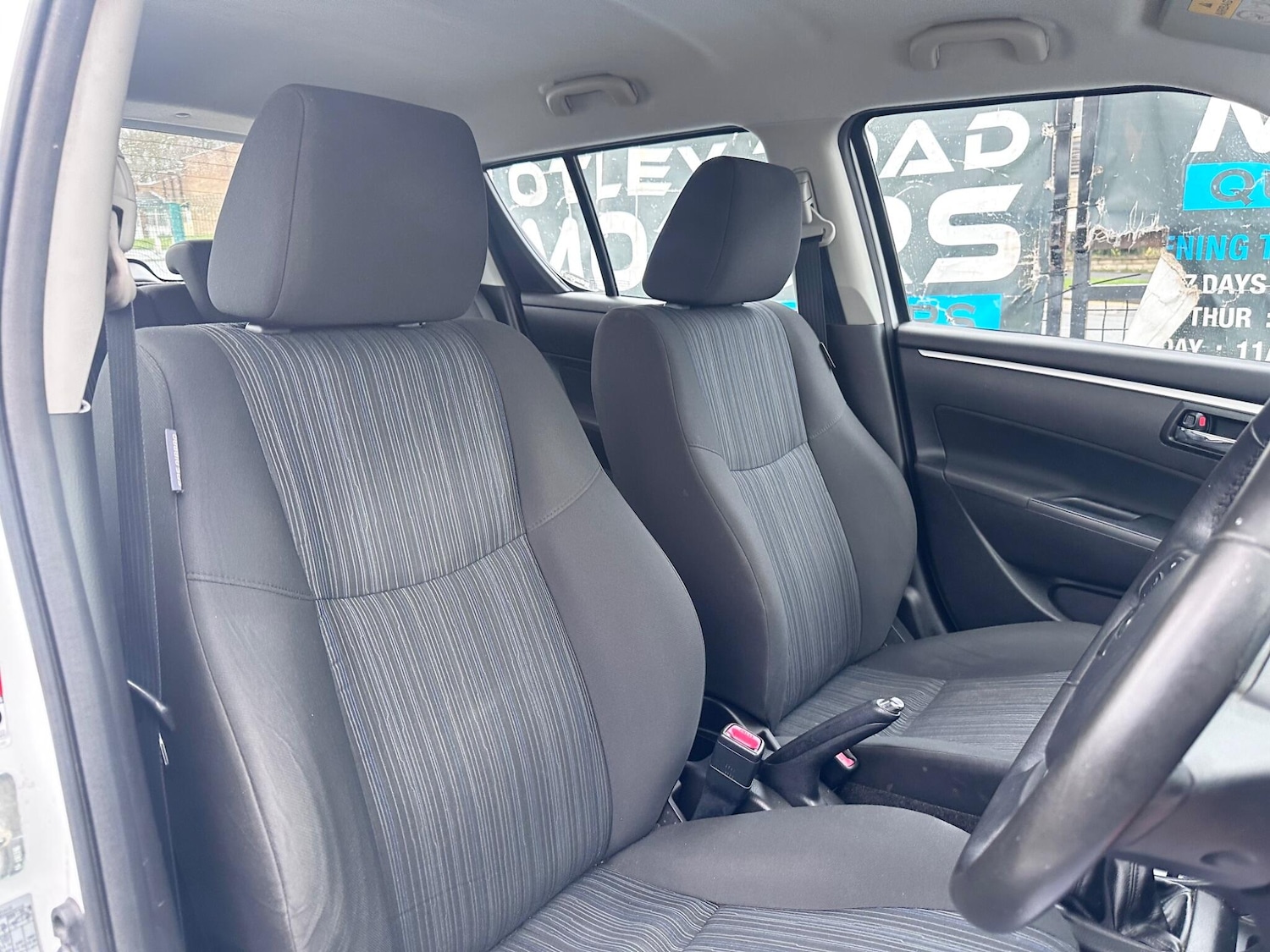 Used Suzuki Swift for sale - 77705374: Photo 13