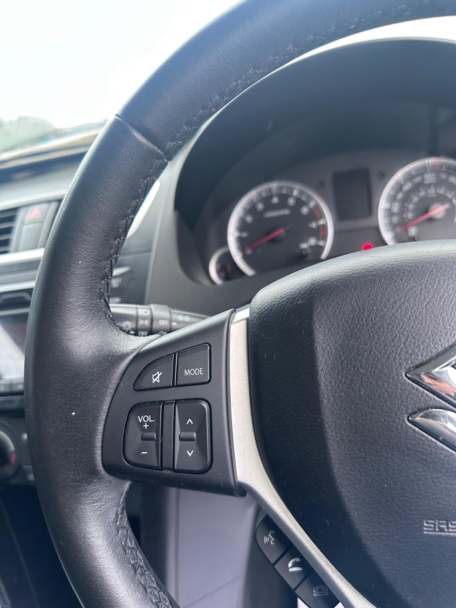 Used Suzuki Swift for sale - 77705374: Photo 25