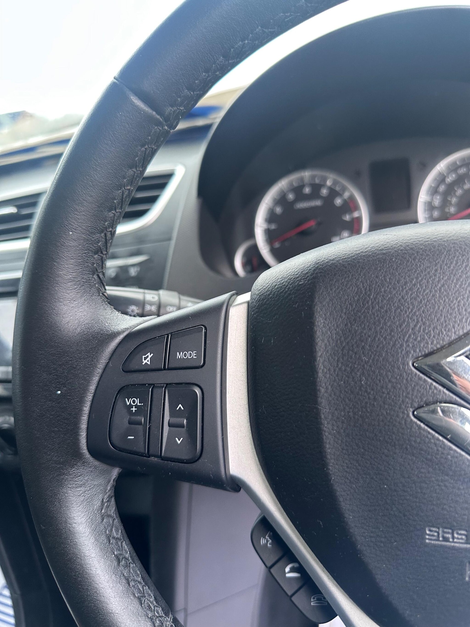 Used Suzuki Swift for sale - 77705374: Photo 47