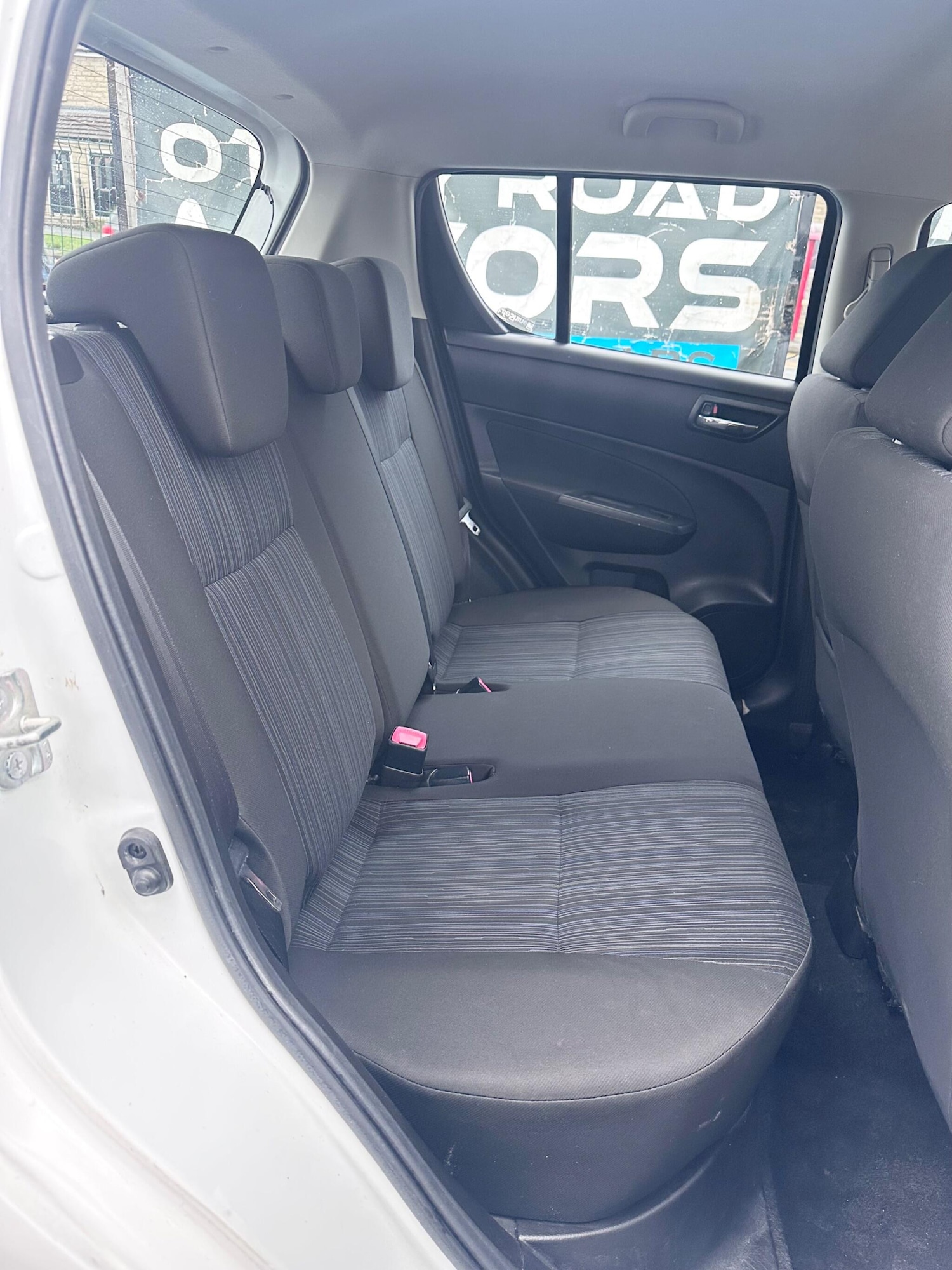 Used Suzuki Swift for sale - 77705374: Photo 9