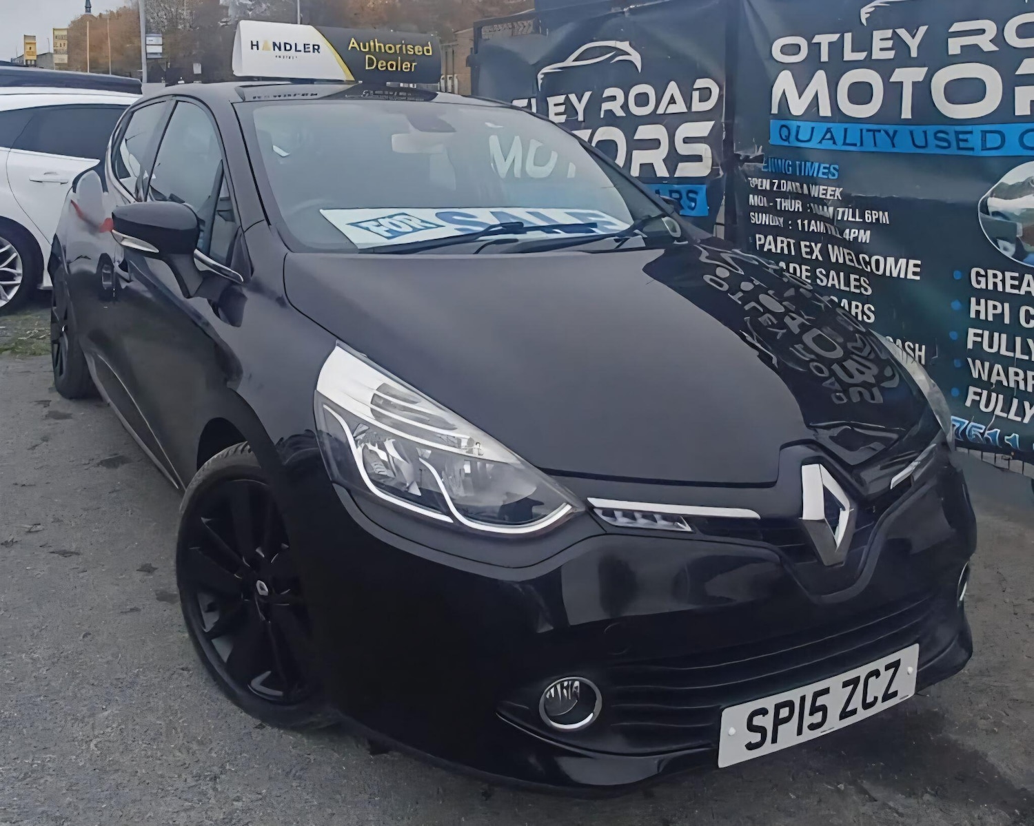 Used Renault Clio 2015 for sale - 76743266: Photo 22
