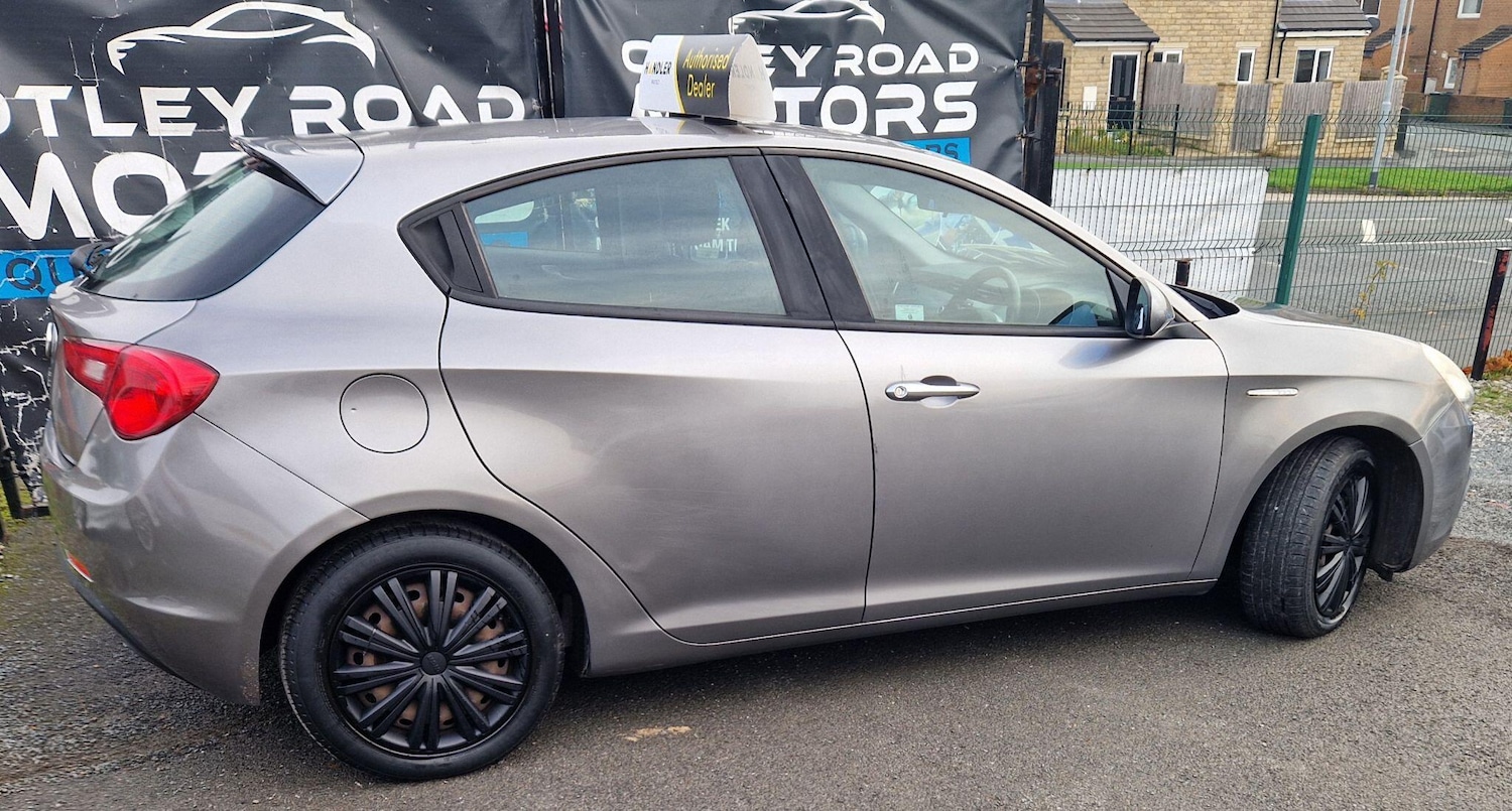 Used Alfa Romeo Giulietta 2011 for sale - 76671442: Photo 39