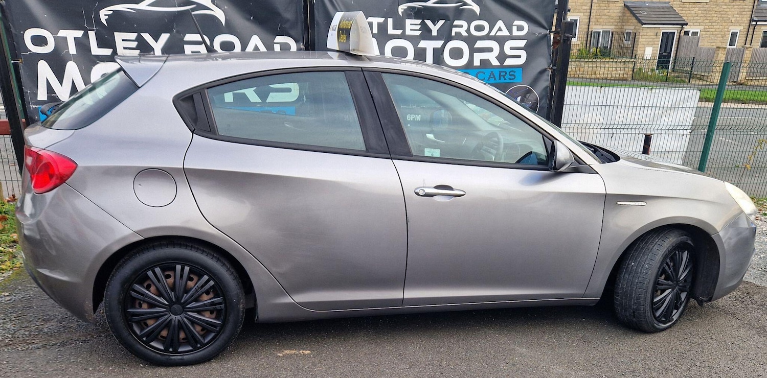 Used Alfa Romeo Giulietta 2011 for sale - 76671442: Photo 40