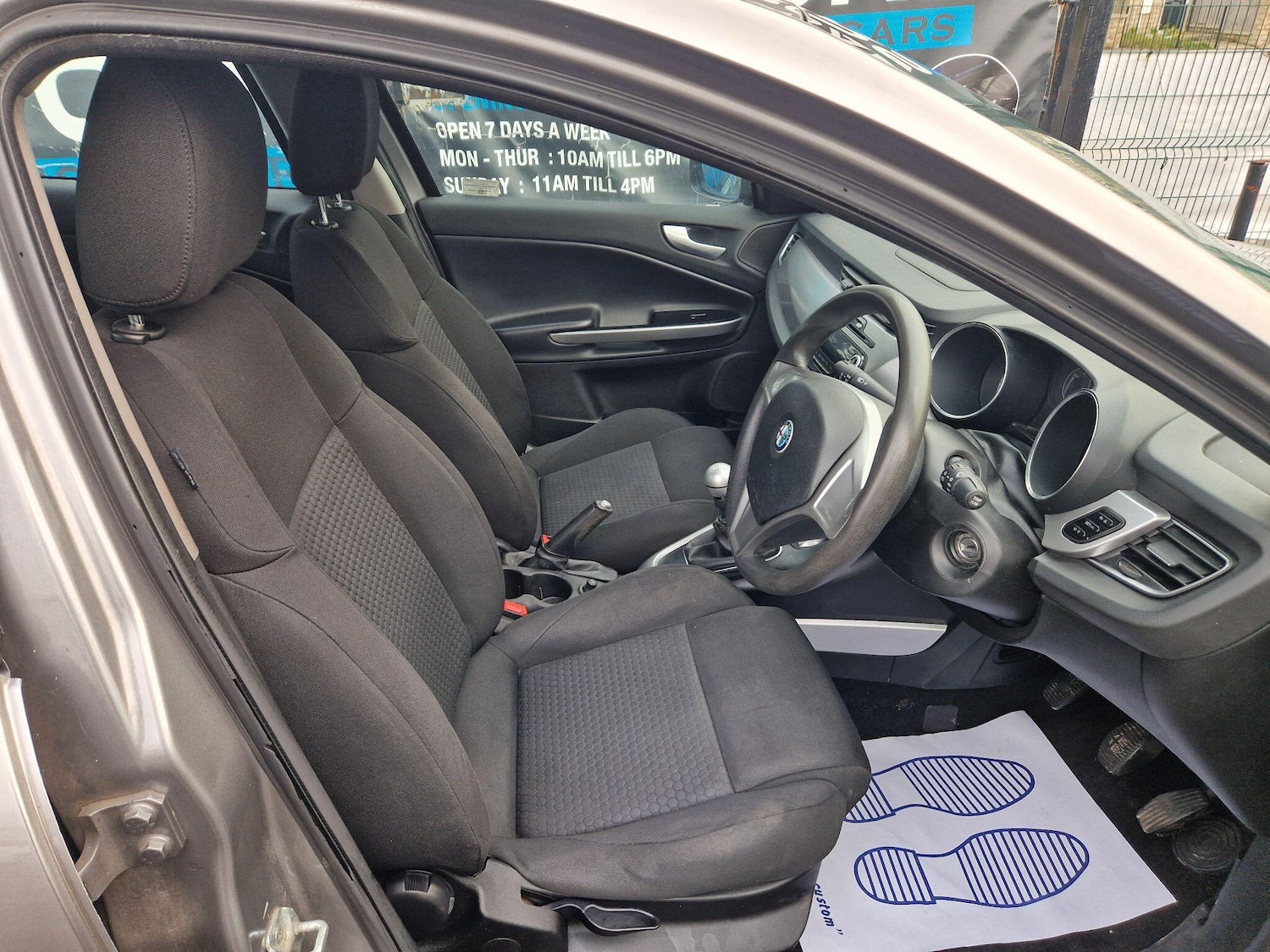 Used Alfa Romeo Giulietta 2011 for sale - 76671442: Photo 6