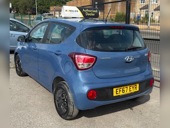 Used Hyundai i10 2017 for sale - 79533278: Photo