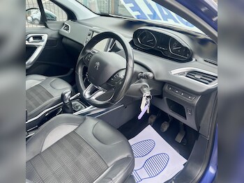 Used Peugeot 2008 2015 for sale - 78416483: Photo