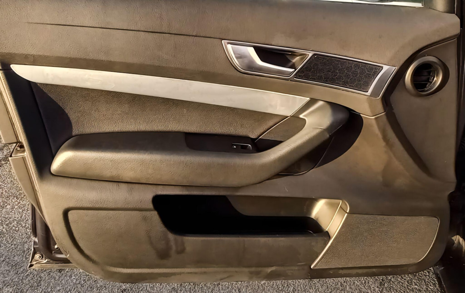 Used Audi A6 2010 for sale - 76658277: Photo 41