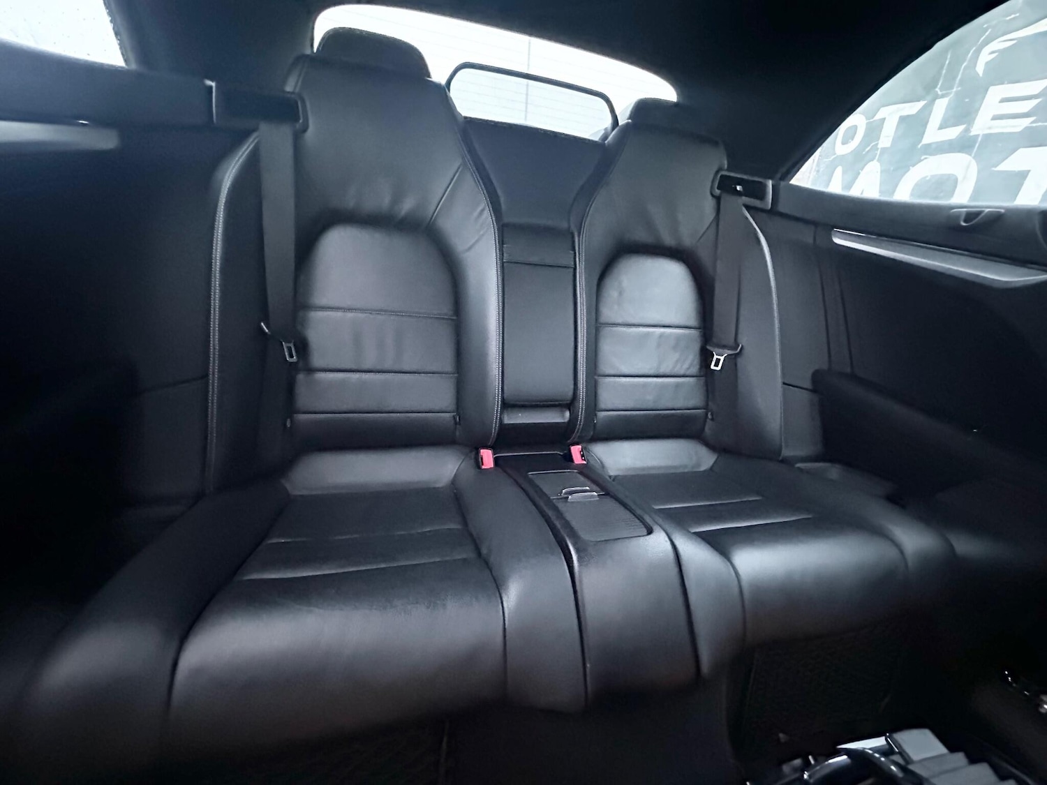 Used Mercedes-Benz E Class 2011 for sale - 78127297: Photo 22