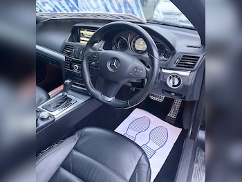 Used Mercedes-Benz E Class 2011 for sale - 78127297: Photo