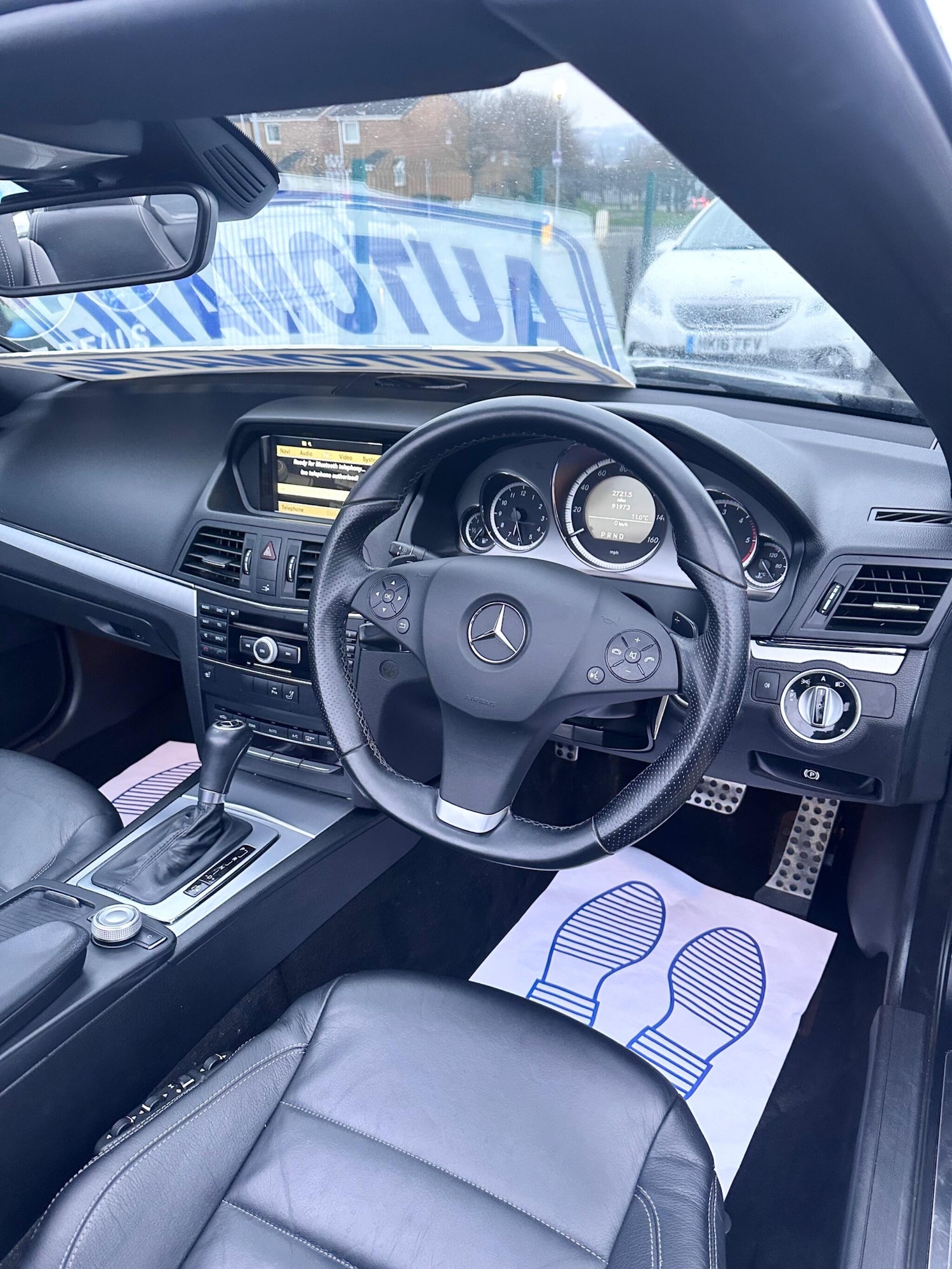 Used Mercedes-Benz E Class 2011 for sale - 78127297: Photo 42