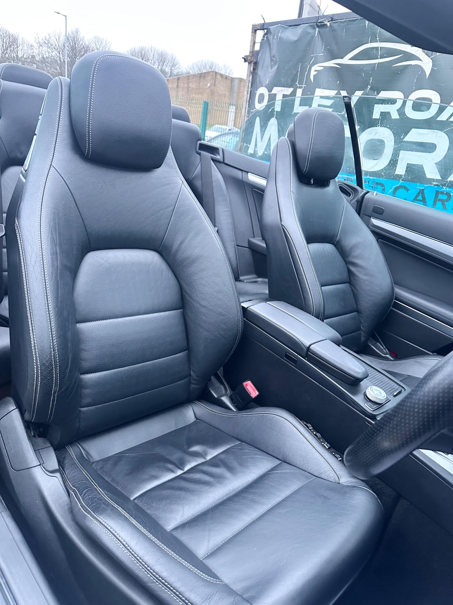 Used Mercedes-Benz E Class 2011 for sale - 78127297: Photo 50