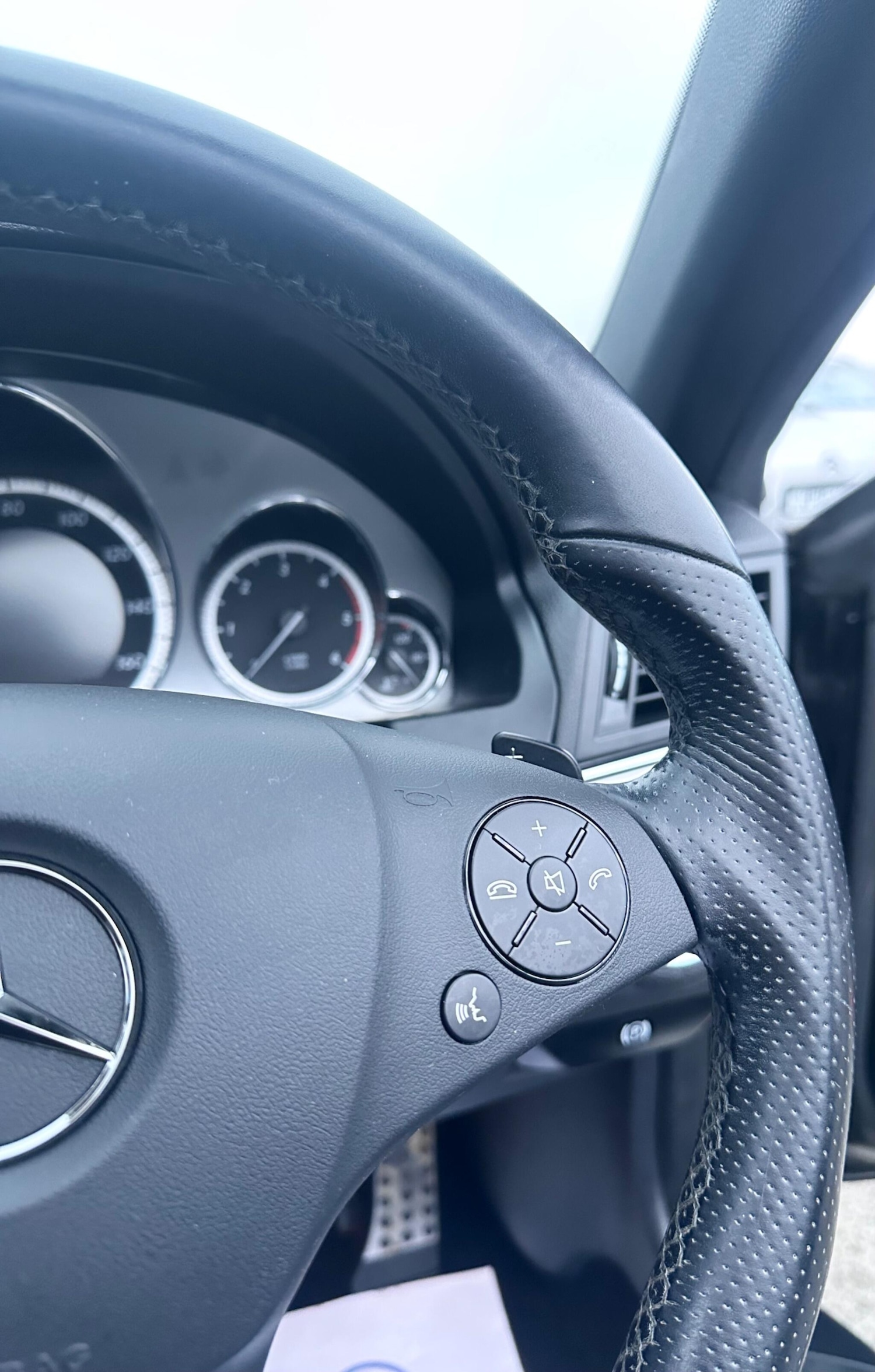 Used Mercedes-Benz E Class 2011 for sale - 78127297: Photo 70