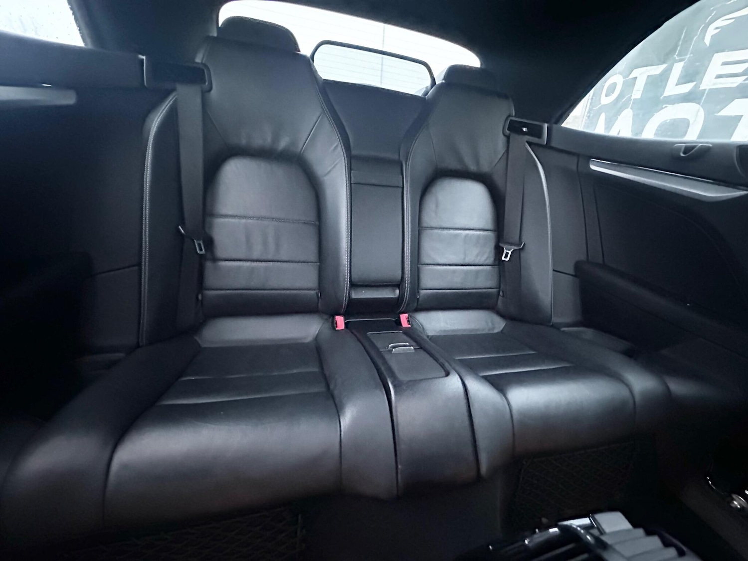 Used Mercedes-Benz E Class 2011 for sale - 78127297: Photo 9