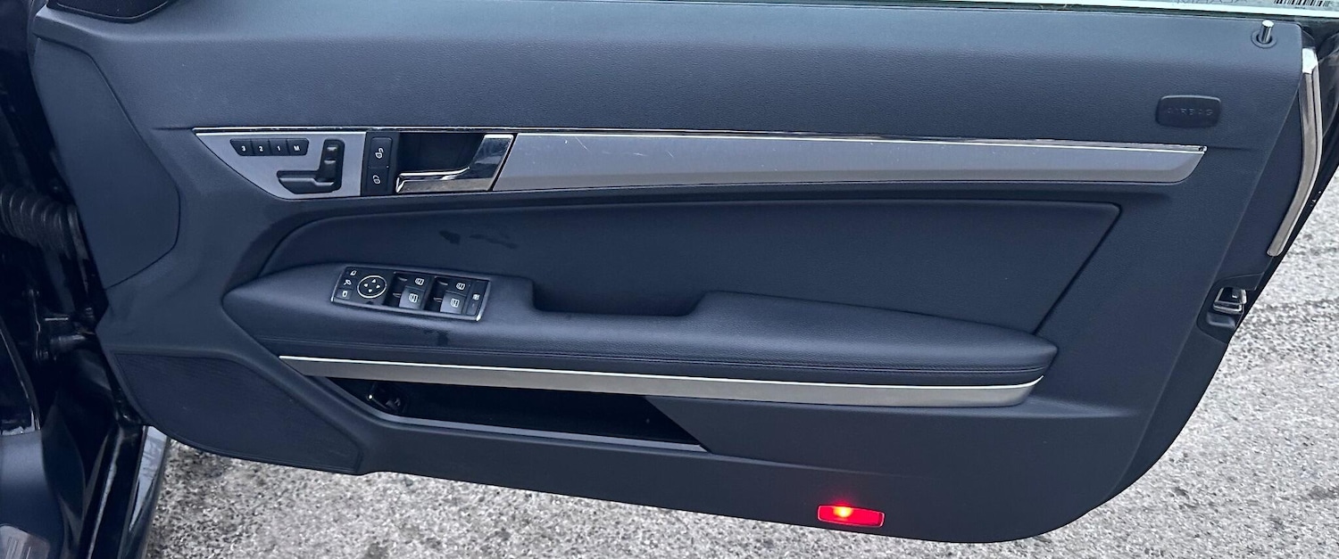 Used Mercedes-Benz E Class 2011 for sale - 78127297: Photo 94