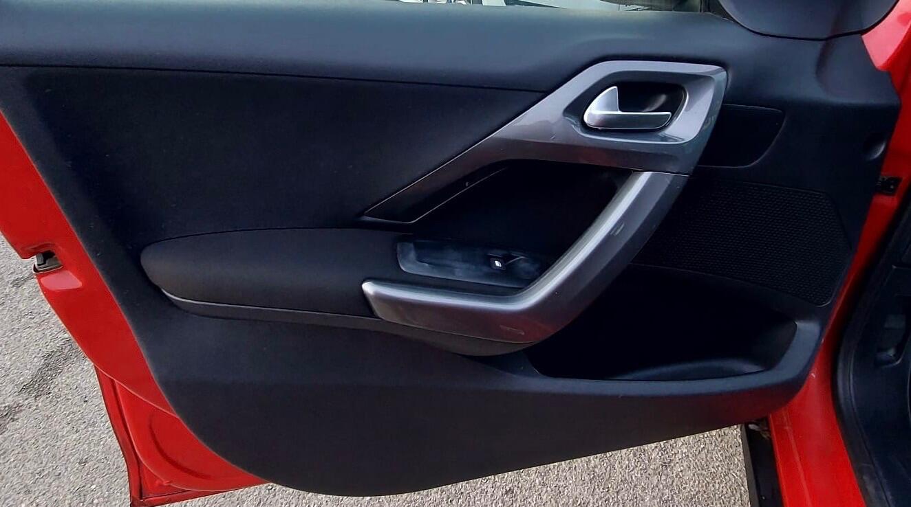 Used Peugeot 2008 for sale - 77993181: Photo 30