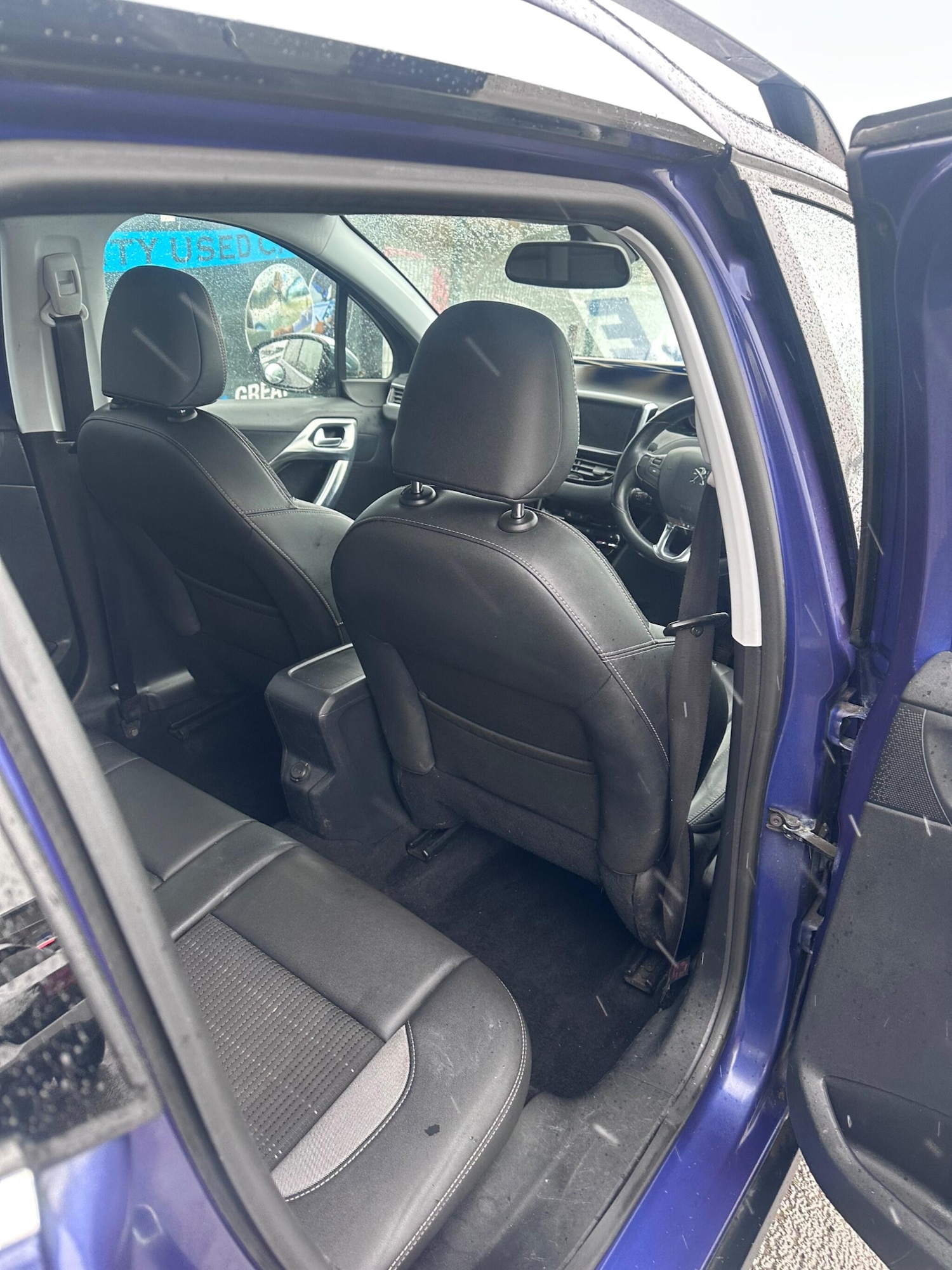 Used Peugeot 2008 2015 for sale - 77549732: Photo 11