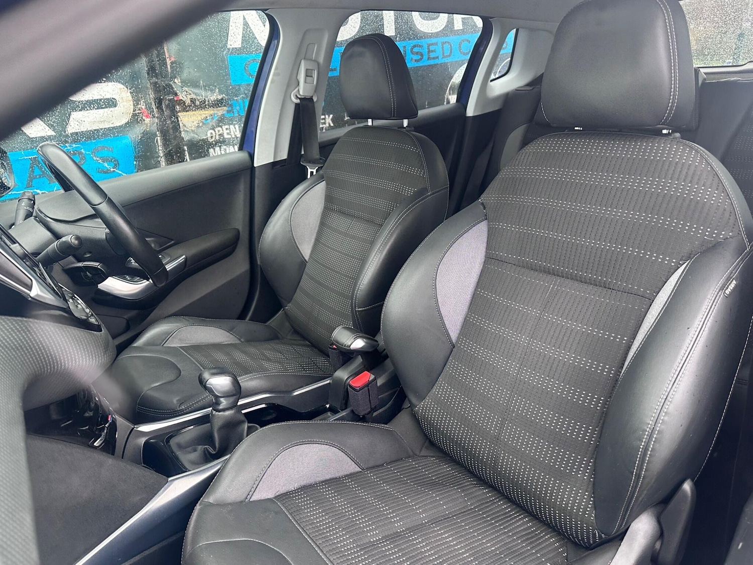 Used Peugeot 2008 2015 for sale - 77549732: Photo 27