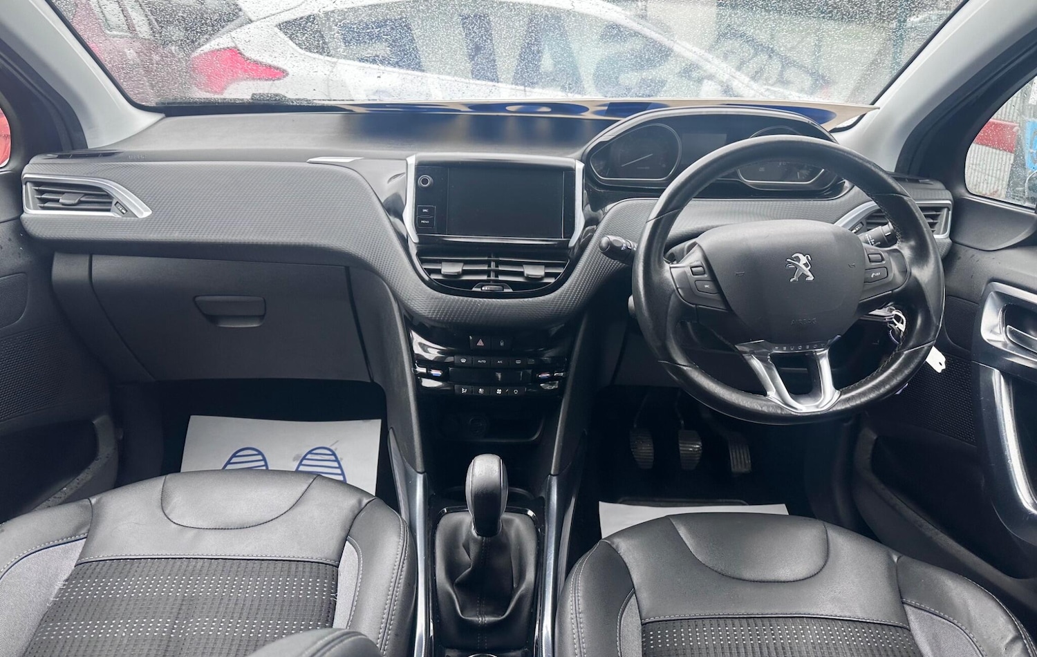 Used Peugeot 2008 2015 for sale - 77549732: Photo 6