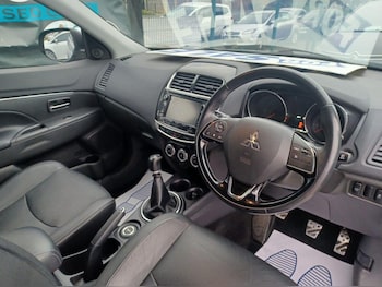 Used Mitsubishi ASX 2017 for sale - 76990901: Photo