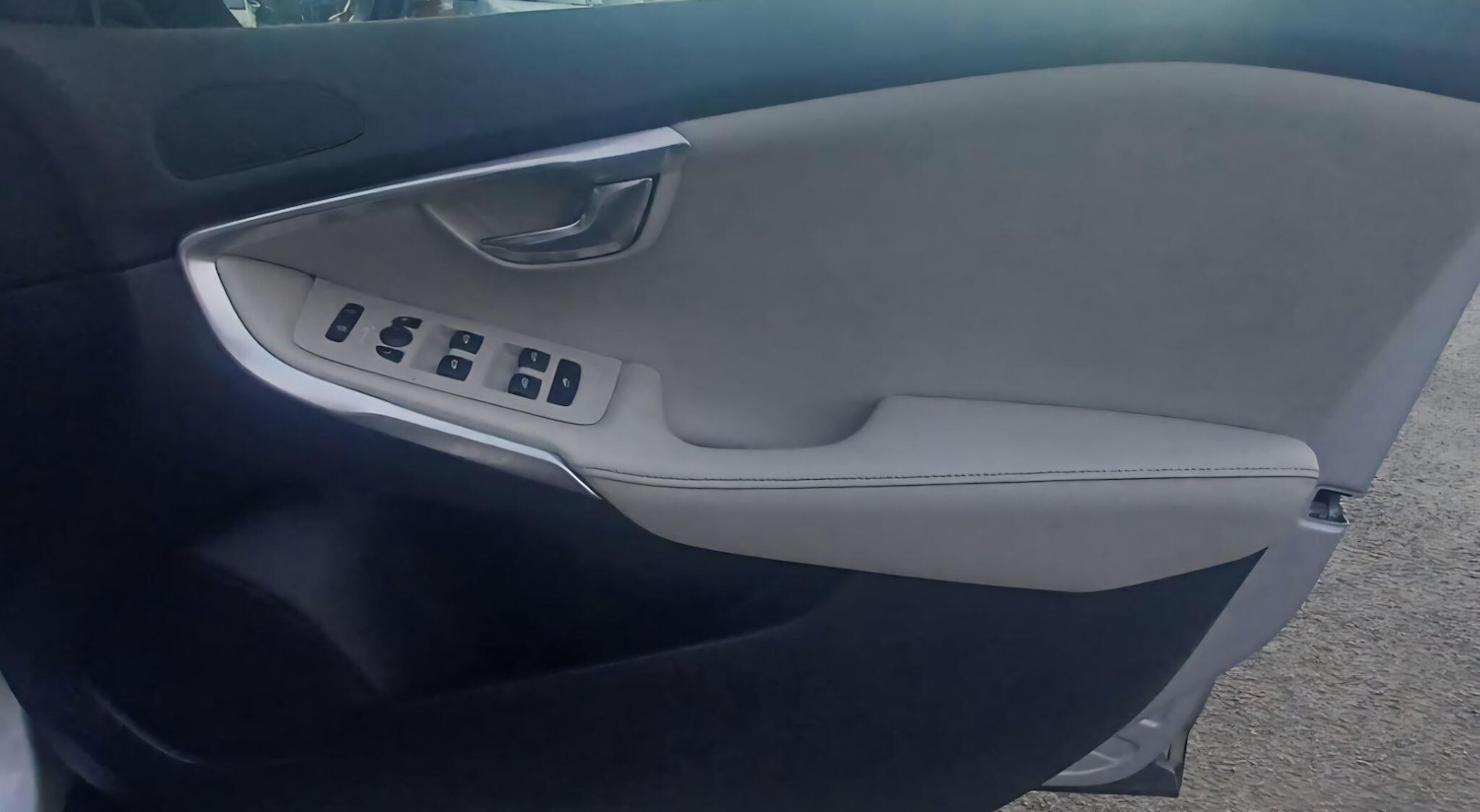 Used Volvo V40 Cross Country 2014 for sale - 76371023: Photo 14