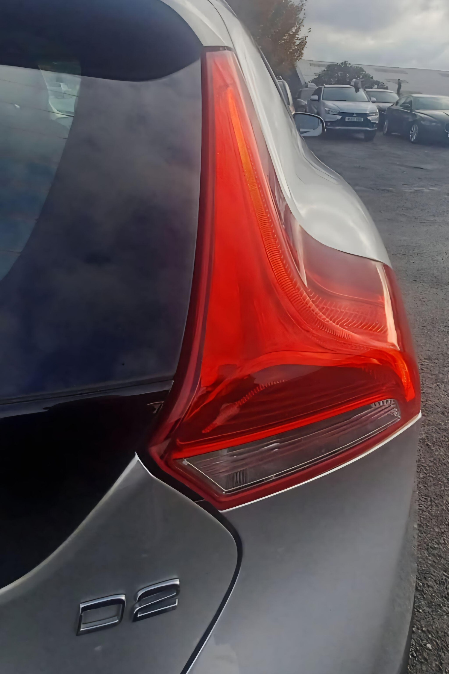 Used Volvo V40 Cross Country 2014 for sale - 76371023: Photo 16