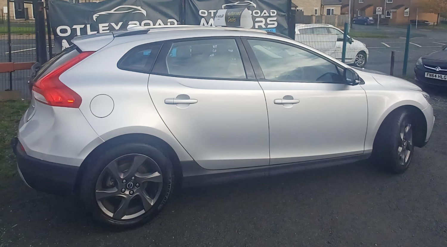 Used Volvo V40 Cross Country 2014 for sale - 76371023: Photo 30