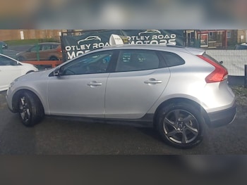Used Volvo V40 2014 for sale - 76371023: Photo