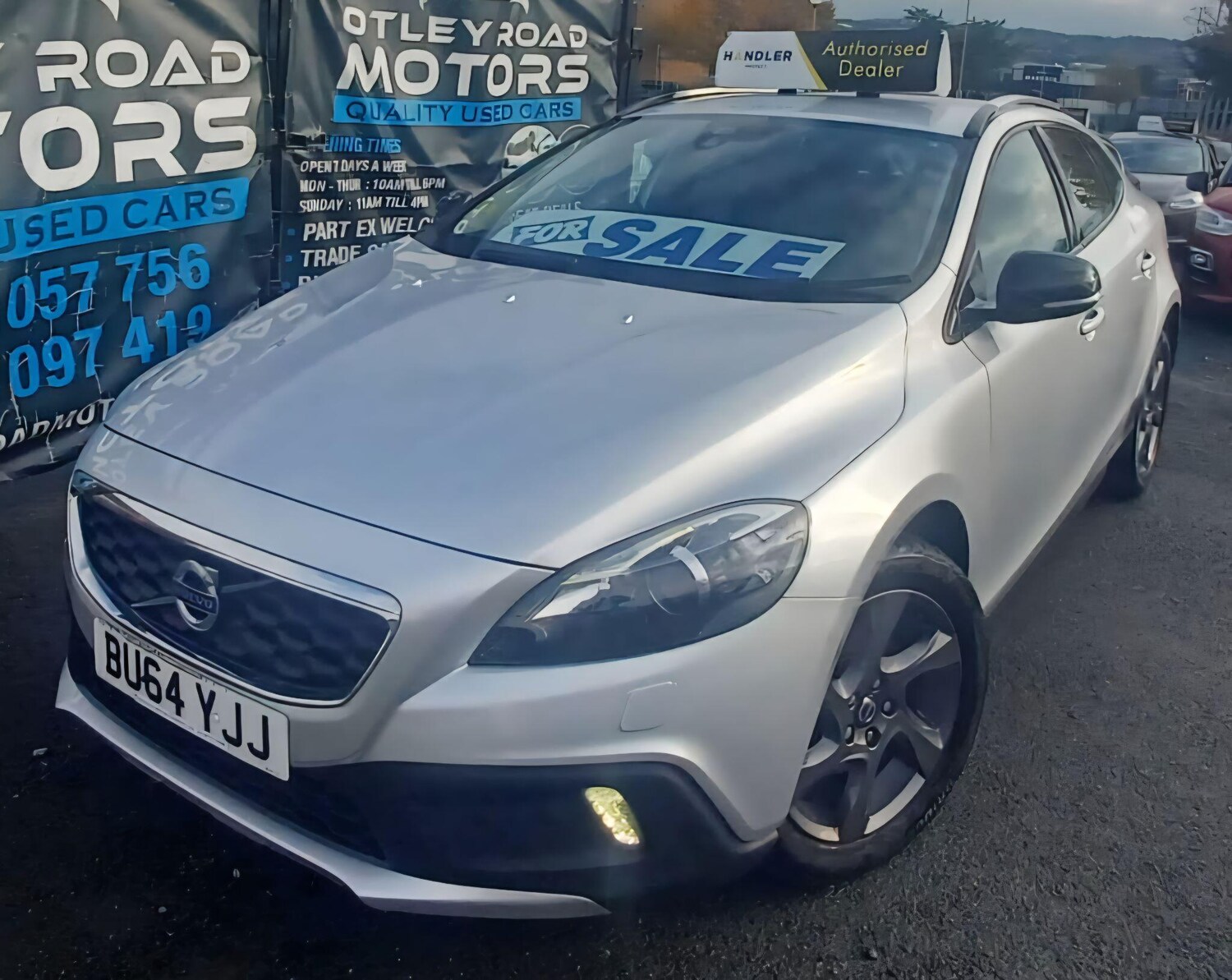 Used Volvo V40 Cross Country 2014 for sale - 76371023: Photo 43