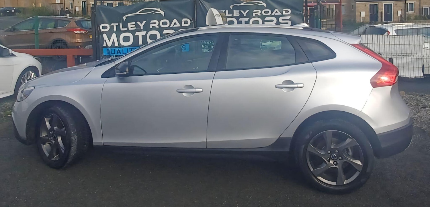 Used Volvo V40 Cross Country 2014 for sale - 76371023: Photo 49