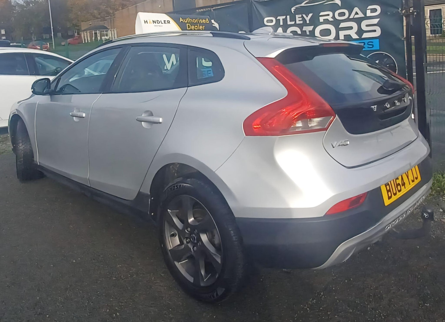 Used Volvo V40 Cross Country 2014 for sale - 76371023: Photo 56